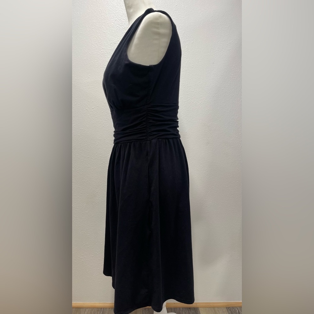 Northface Black Dress - Picture 3 of 3